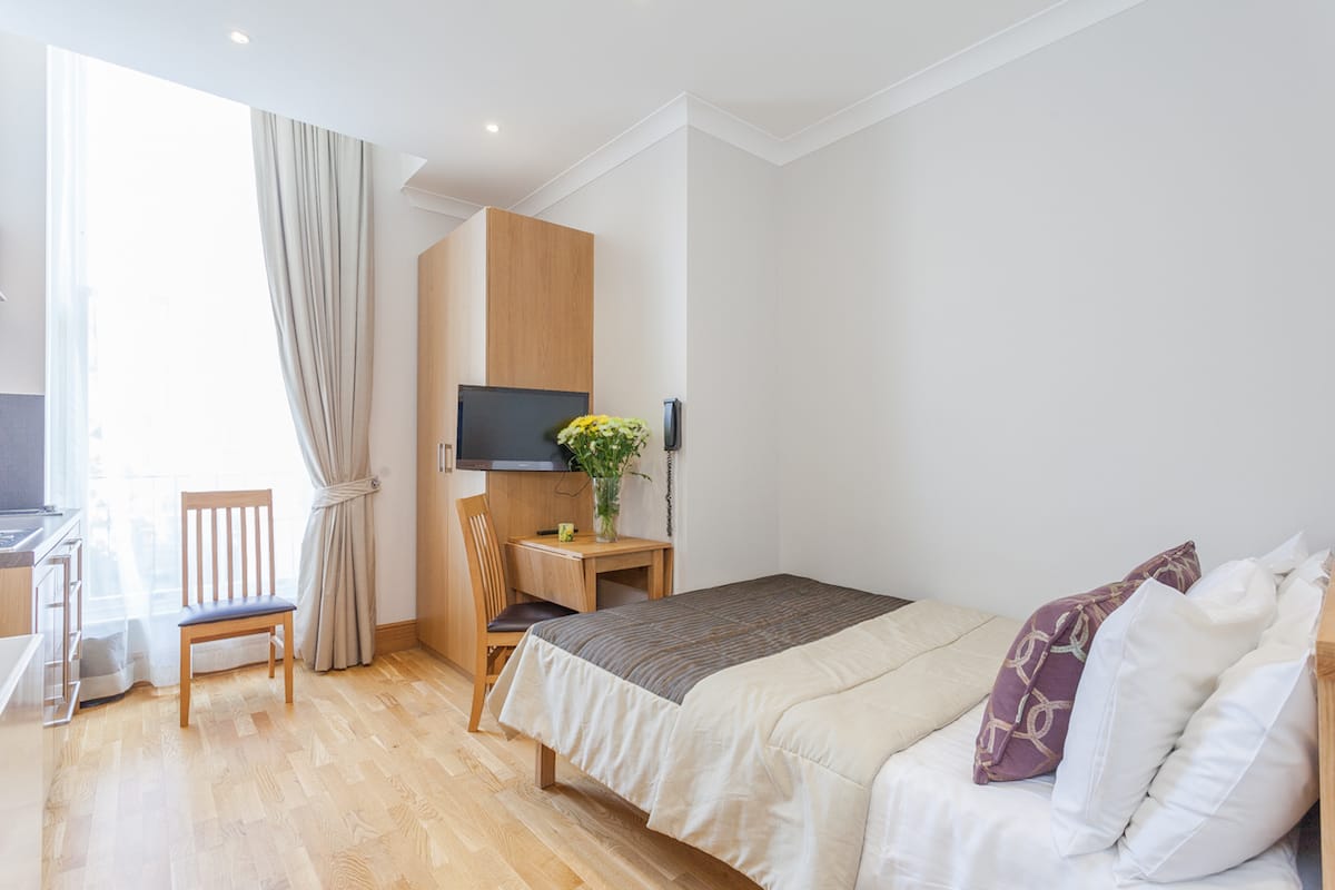 Guilford Street Apartments, Bloomsbury, WC1N 1DR